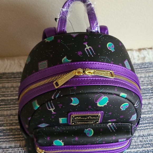 Disney Parks Hocus Pocus Loungefly Backpack - Picture 10 of 10